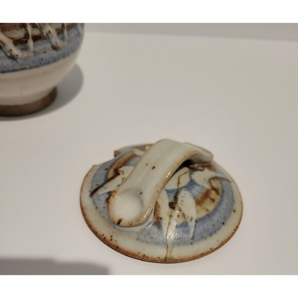 Vintage Studio Art Pottery Honey Jar Sugar Jar with Lid Artist Signed - Picture 6 of 15